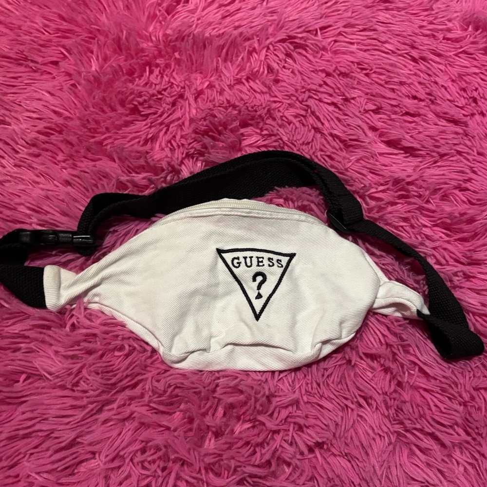 Vintage Guess Logo Fanny Pack Bag